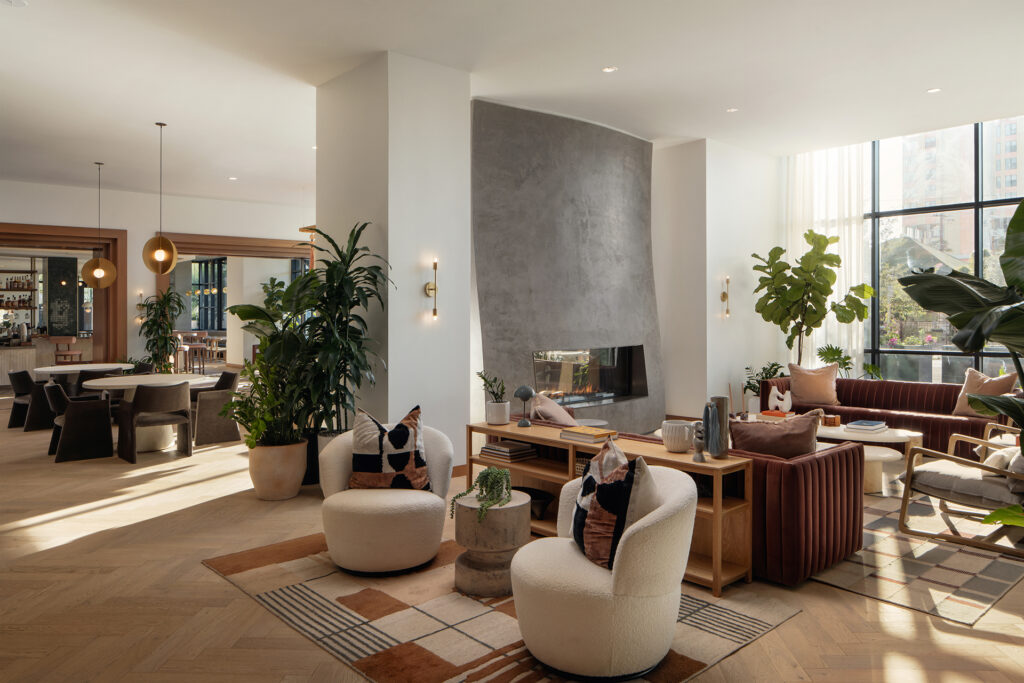 Moontower Phoenix | Michael Hsu Office of Architecture